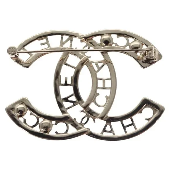 CHANEL COCO Mark Brooch Metal Silver CC Auth bs23017 - Picture 2 of 15